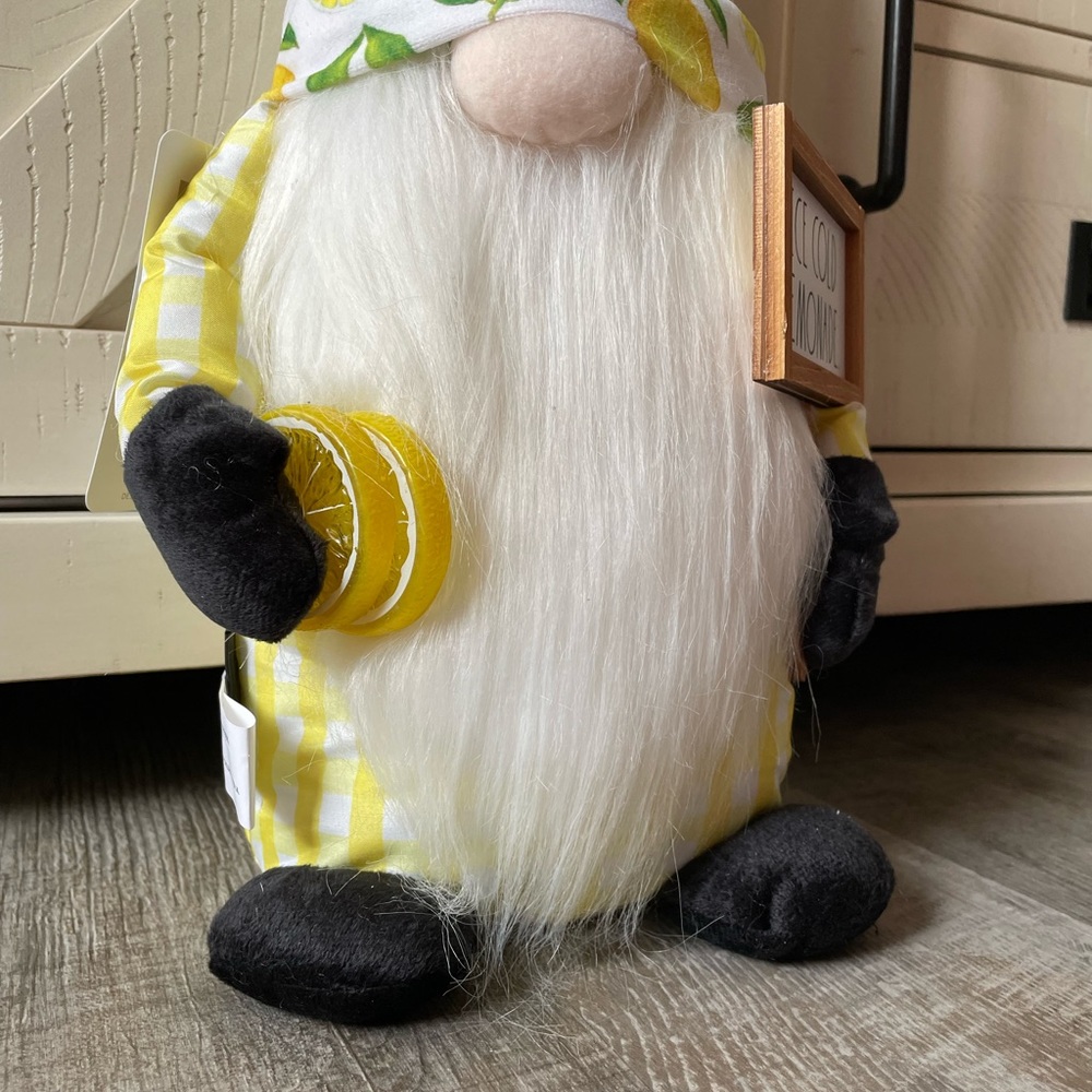 Rae Dunn Ice Cold lemonade 🍋 gnome - Picture 3 of 4